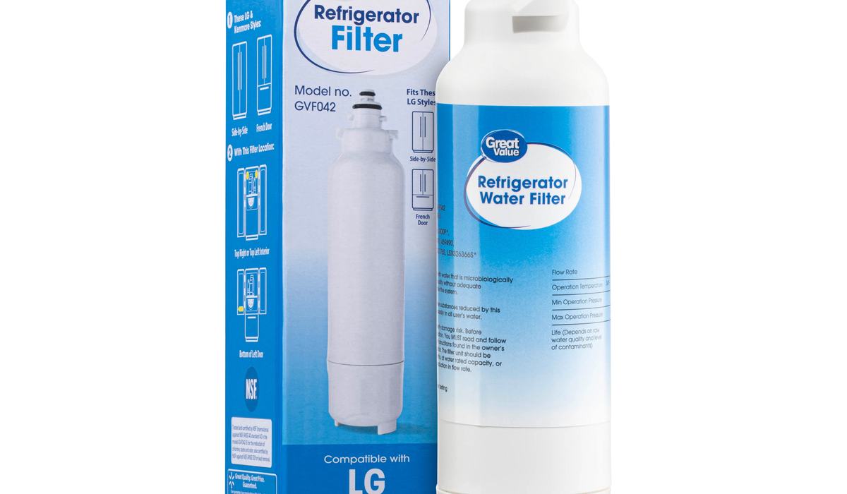Replacing a refrigerator water filter